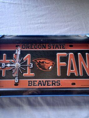 Oregon State Beavers NCAA Wall Clock Quartz Orange Black College Sports